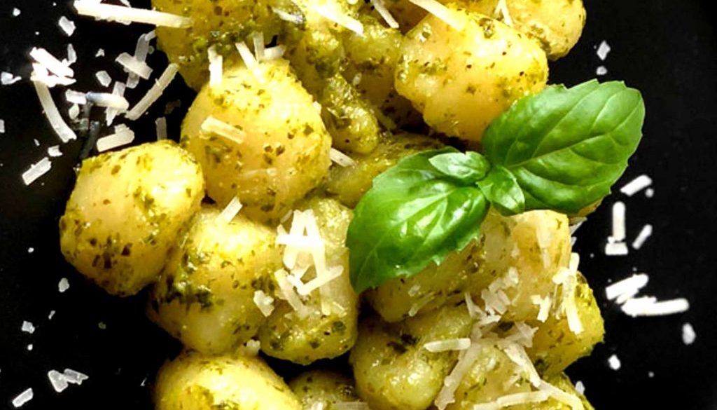 Gnocchi mit Pesto alla genovese - nach italienischem Rezept